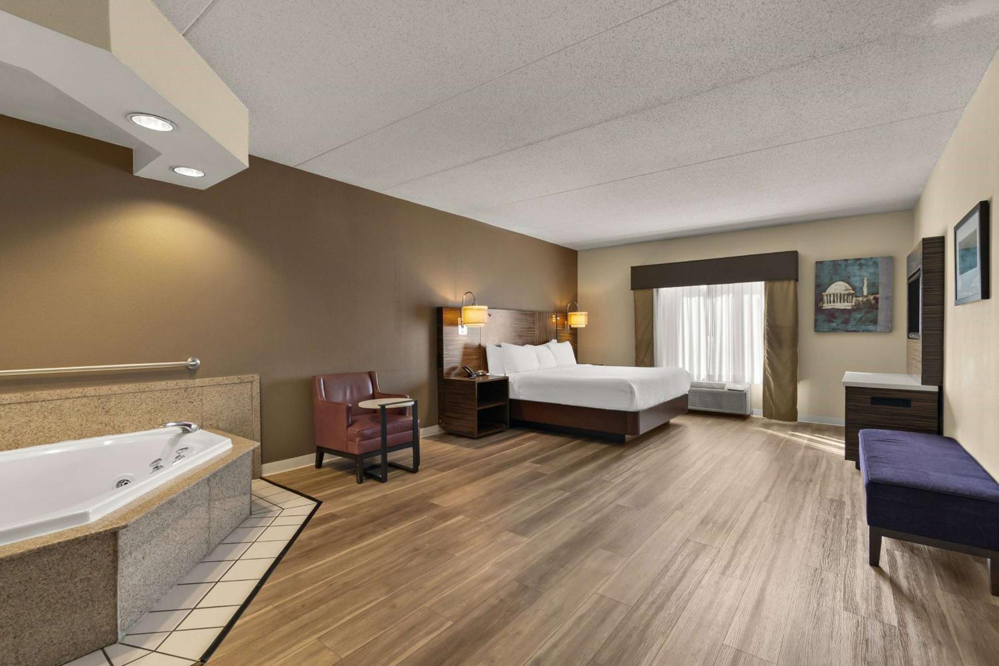 Ramada By Wyndham Harrisburg/Hershey Area Экстерьер фото