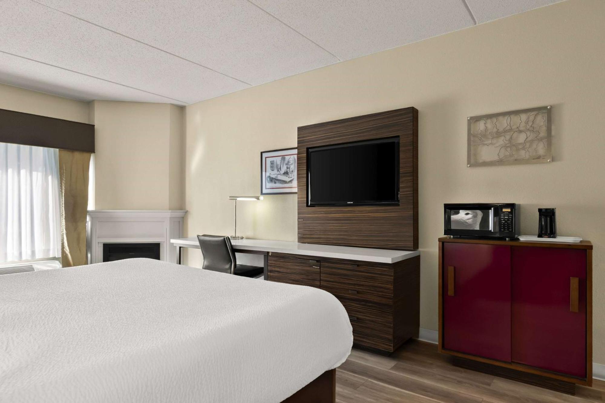 Ramada By Wyndham Harrisburg/Hershey Area Экстерьер фото